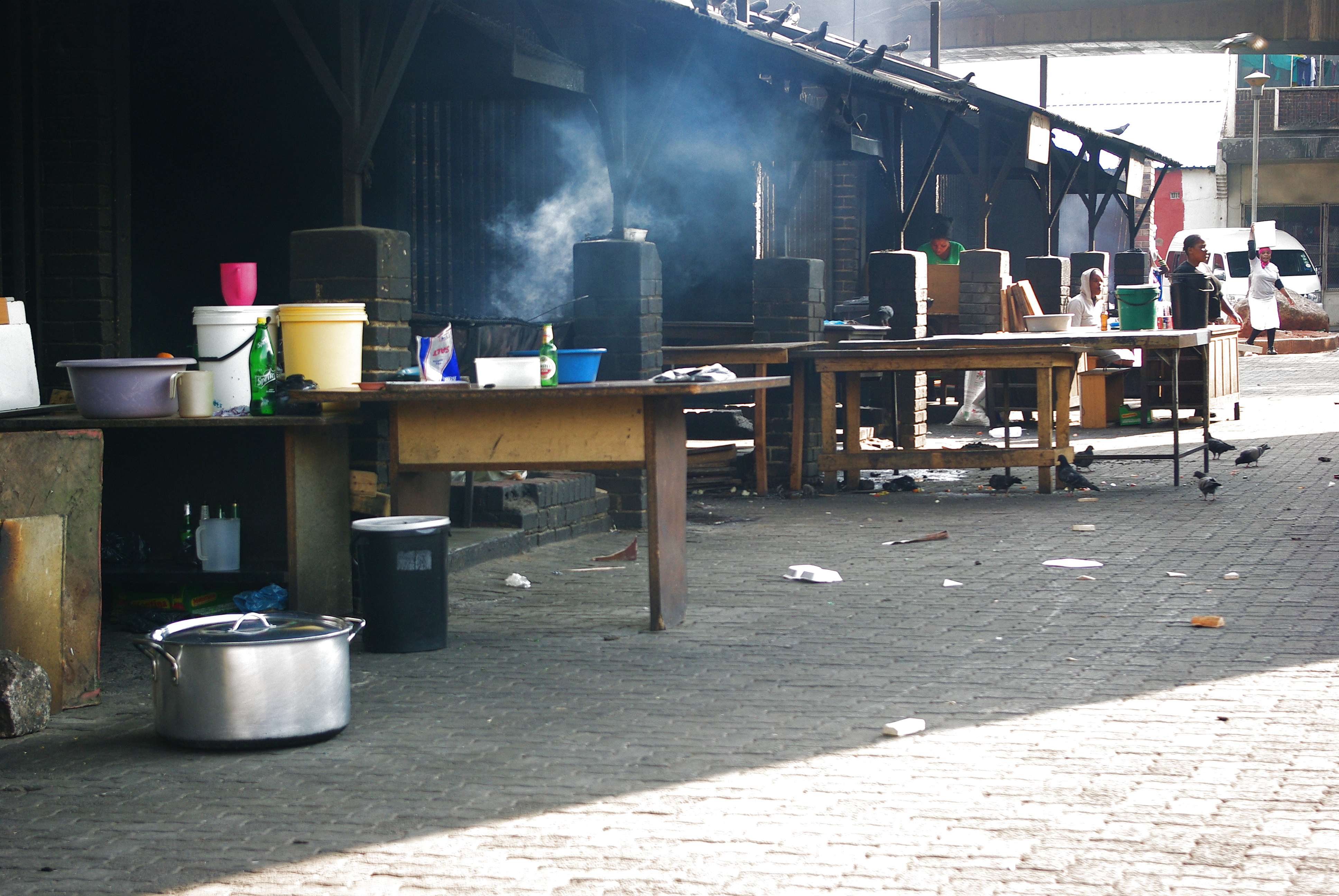 convert -modulate 150 IMGP8582.JPG IMGP8582_modulate_150.JPG